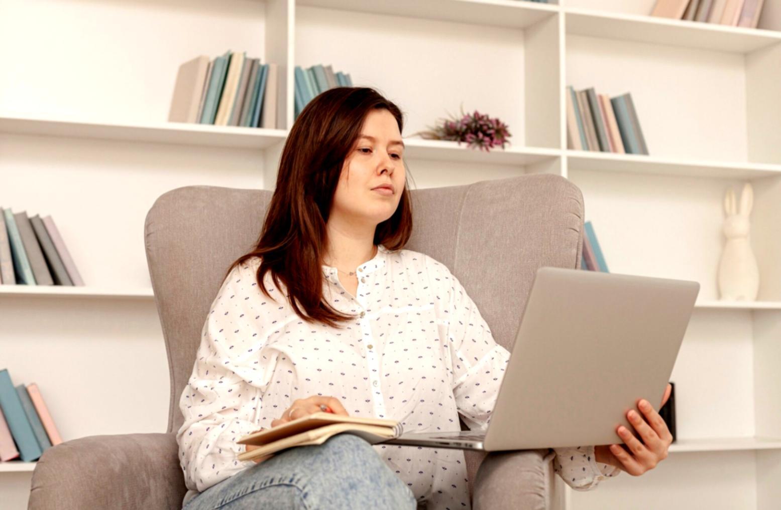 Professionelle Finanzberatung und Budget-Compliance bei wyndaraexiq